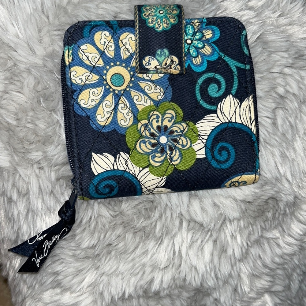 vera bradley wallet